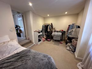 Photo 6- click for photo gallery
